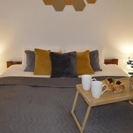 Spacious City Center Family 2 Bedrooms Apartment Riga Exterior photo