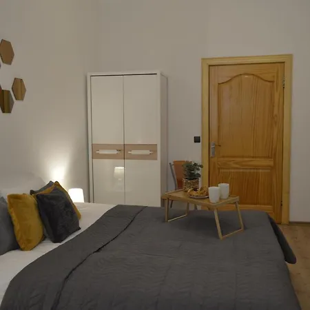 Spacious City Center Family 2 Bedrooms Apartment Riga Exterior photo