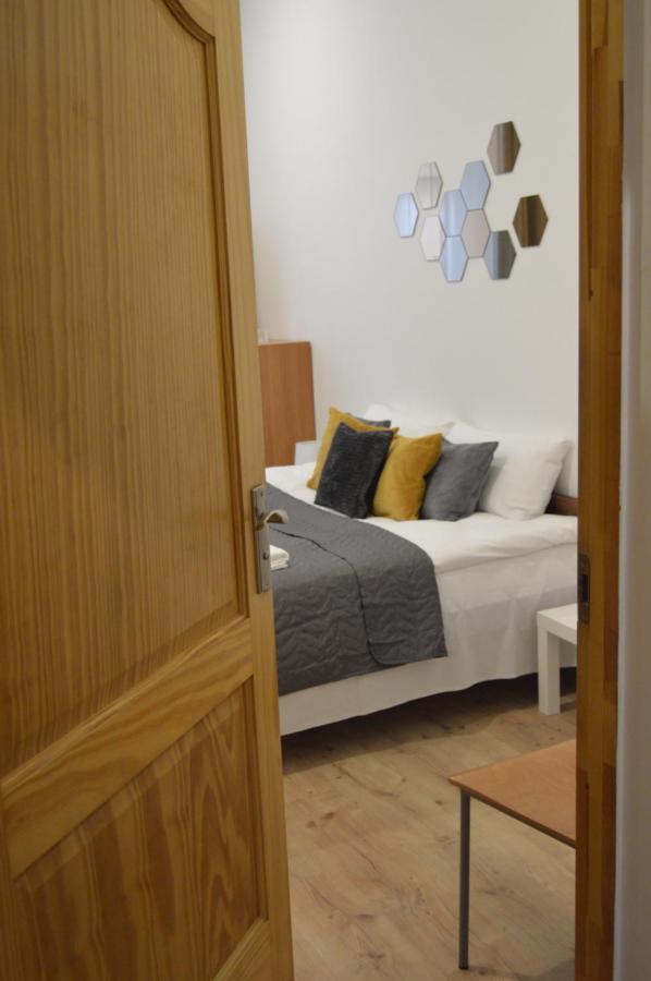 Spacious Center Family 2 Bedrooms Leilighet Riga