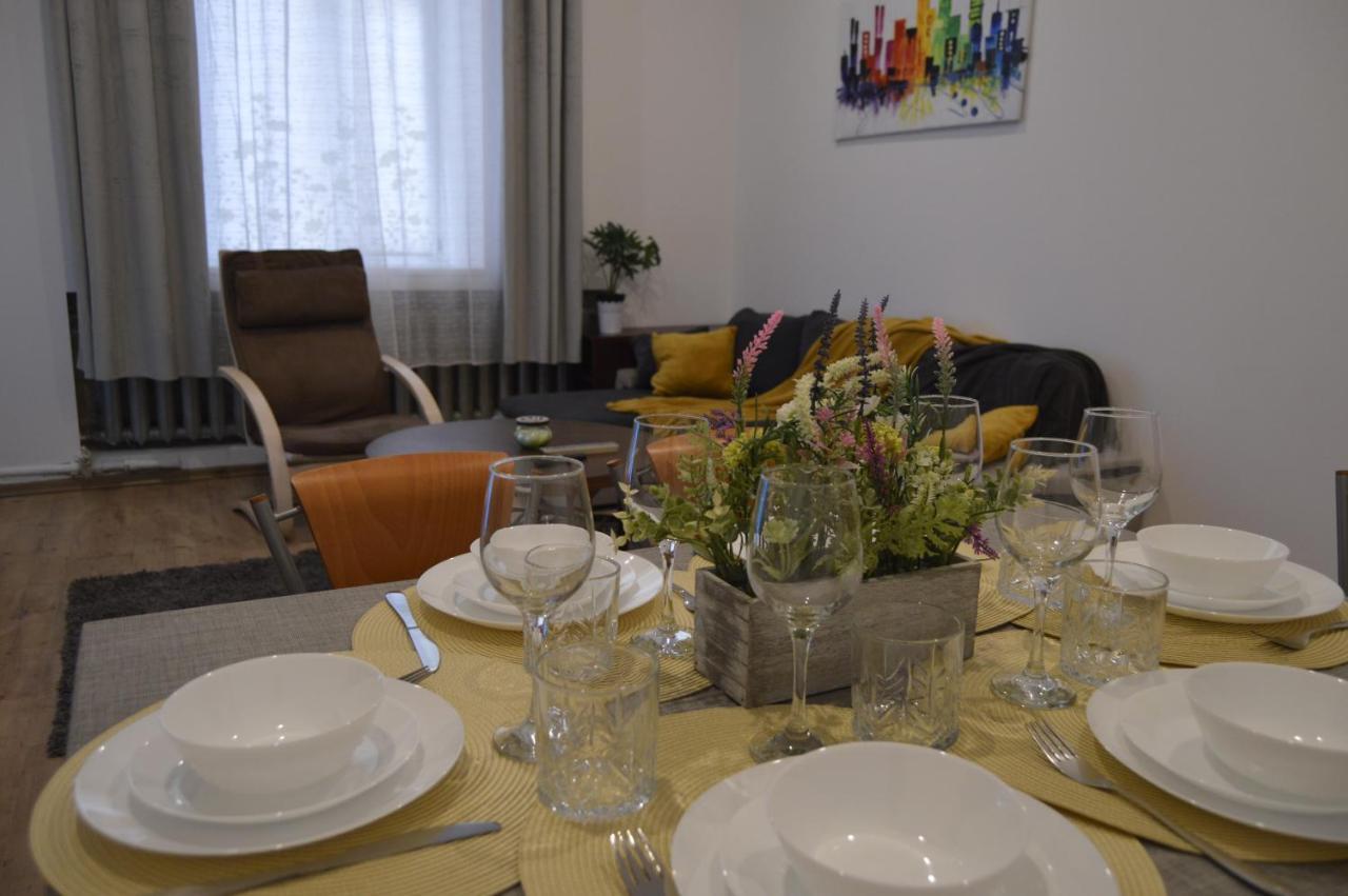 Leilighet Spacious Center Family 2 Bedrooms Riga